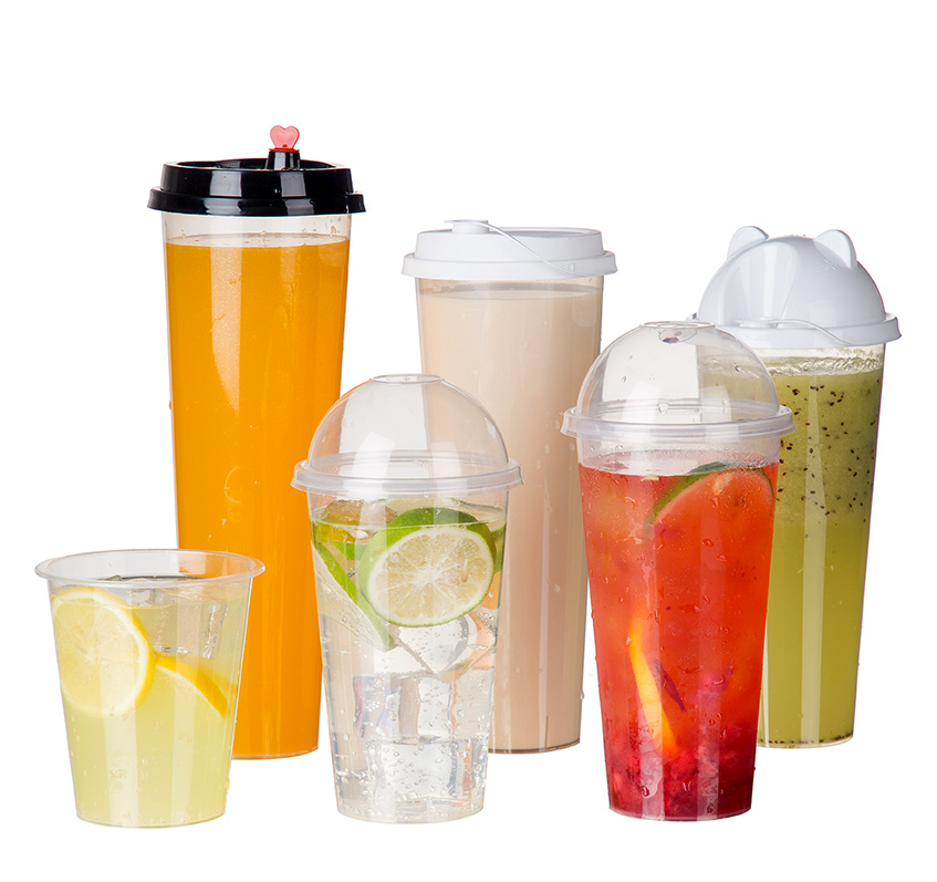 Plastikbecher